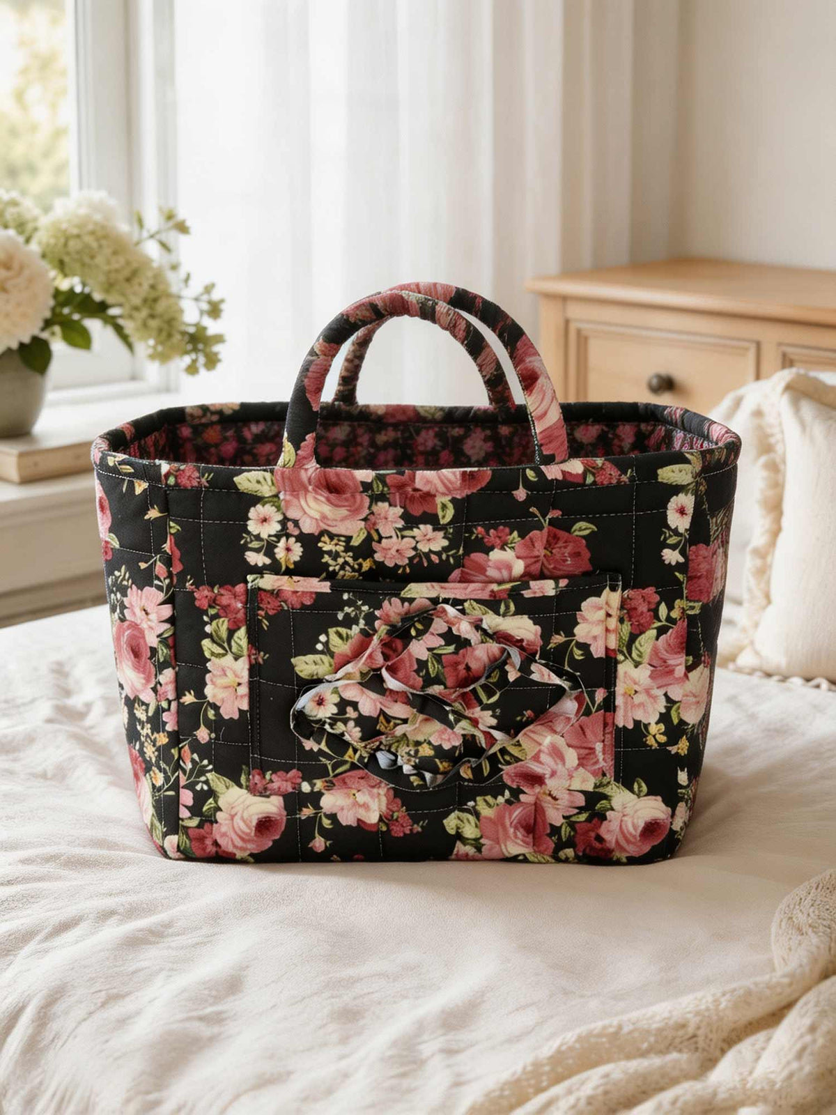 Vintage Floral Quilted Portable Laundry Basket